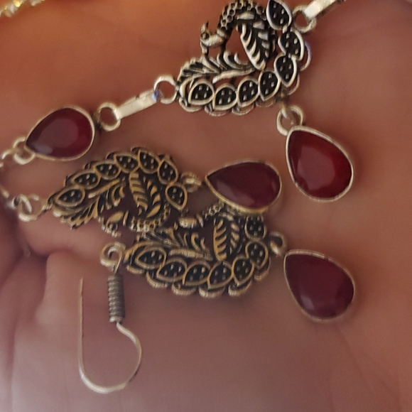 New Red Brecciated Jasper & Red Onyx Jewelry Set. - Picture 4 of 9